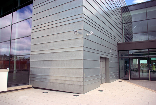 PROJECT: BELFAST MET COLLEGE, SPRINGVALE, BELFAST. ARCHITECT: OSTICK & WILLIAMS MATERIAL: ZINTEK PRE-WEATHERED ZINC SYSTEM: HORIZONTAL TRADITIONAL STANDING SEAM