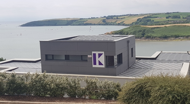 PROJECT: BRIAN K BUILDERS, KINSALE MATERIAL: VM QUARTZ PLUS SYSTEM: TRADITIONAL STANDING SEAM INSTALLER: WEATHERSEAM LTD, CORK.