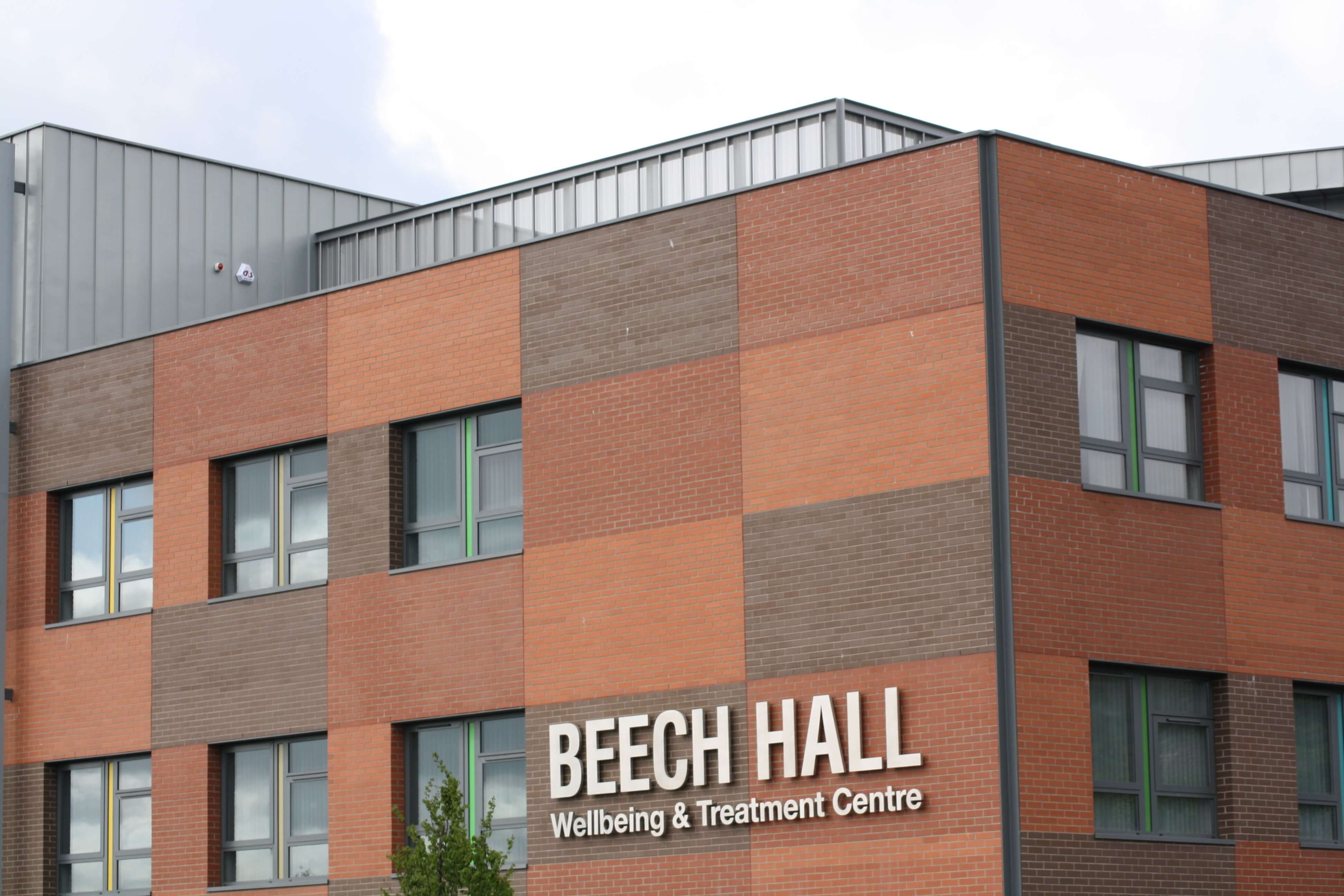 PROJECT: BEECH HALL WELLBEING & TREATMENT CENTRE, BELFAST. ARCHITECT. TODD ARCHITECTS, BELFAST MATERIAL. RHEINZINK BLUE GREY SYSTEM. TRADITIONAL STANDING SEAM