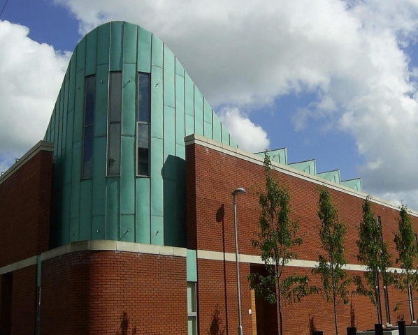 PROJECT: IRON HALL CHURCH, BELFAST. ARCHITECT: HALL BLACK DOUGLAS ARCHITECTS MATERIAL. KME TECU PATINA COPPER SYSTEM: TRADITIONAL STANDING SEAM