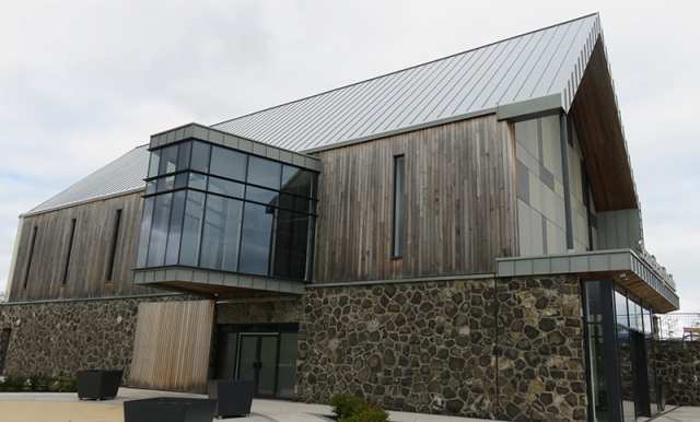 PROJECT: SEAMUS HEANEY HOMEPLACE, BELLAGHY MATERIAL: RHEINZINK BLUE GREY SYSTEM: TRADITIONAL STANDING SEA